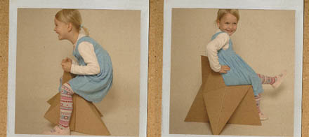 Recykling kartonu - kartonowe mebelki