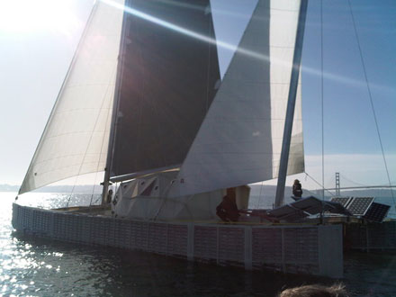 Ekologiczna łódź Plastiki